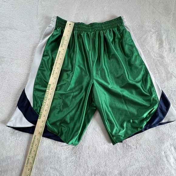 Mens Reversible Basketball shorts 2XB - Picture 2 of 9